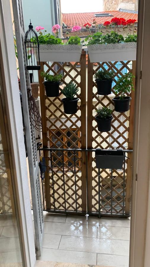 Cannes Suquet Appartement Cosy Bagian luar foto